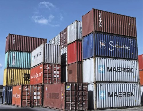 Storage of shipping containers uk